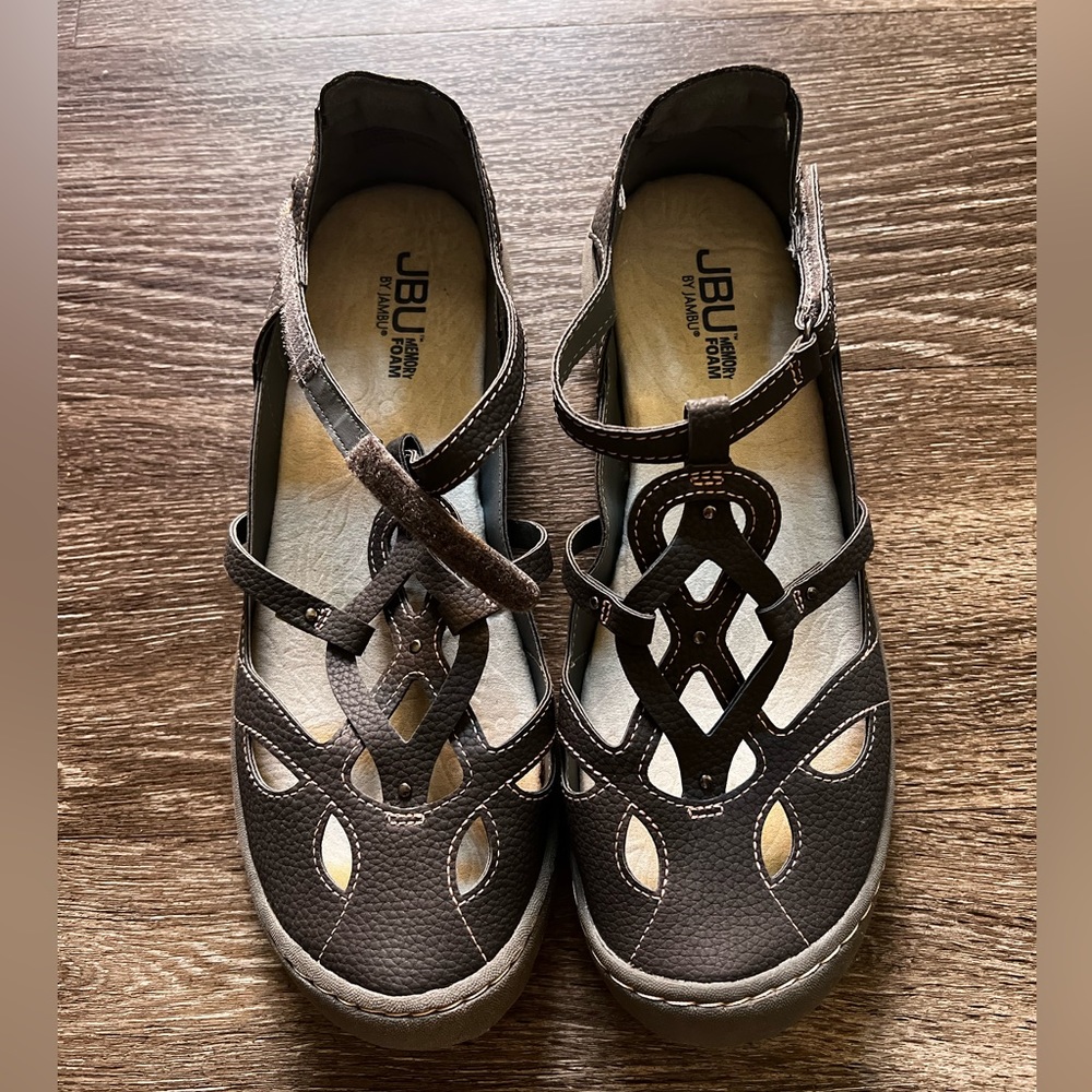 JBU Jambu Memory Foam "Sydney" Gray Smoke Sandals Sz 10 M- Very Good Condition